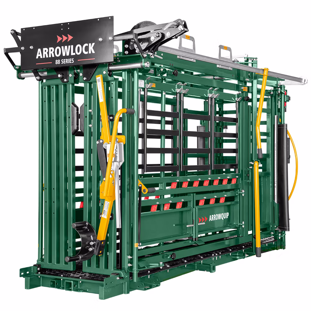 Arrowlock 88 cattle squeeze chute with head gate and palpation cage